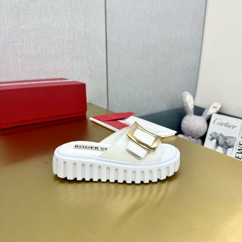 roger u1u1er slippers